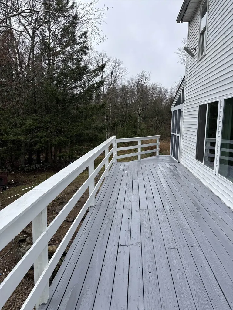 65 Greenleaf Road Sharon NH 03458