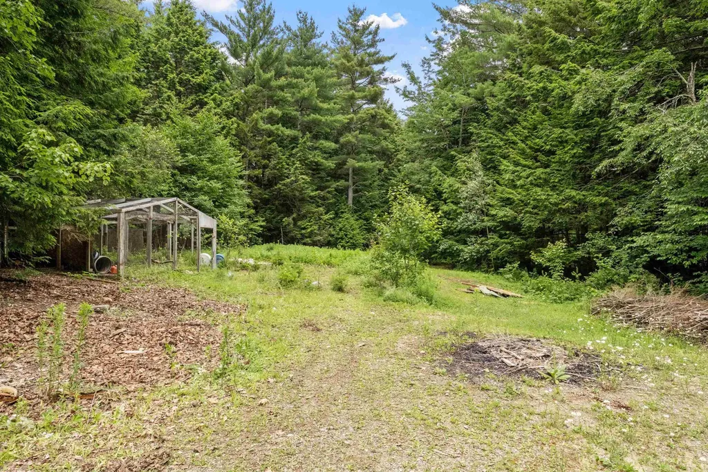 68 Gulf Road Greenfield NH 03047