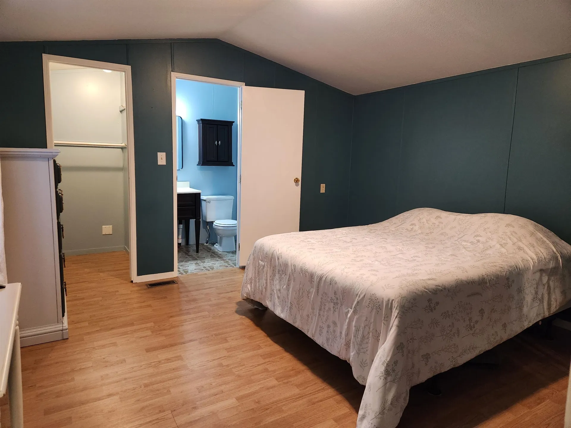 68 Gulf Road Greenfield NH 03047