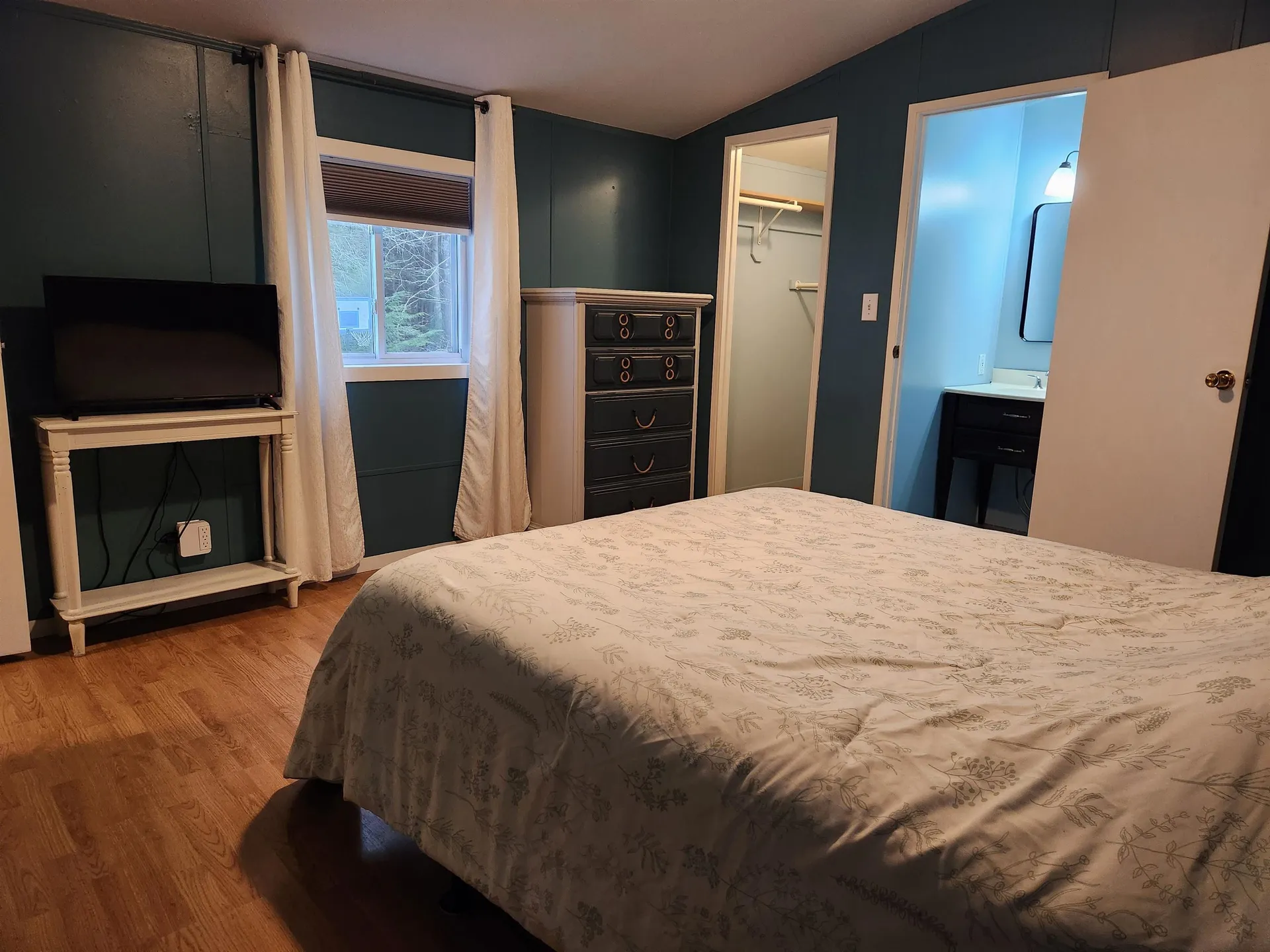 68 Gulf Road Greenfield NH 03047