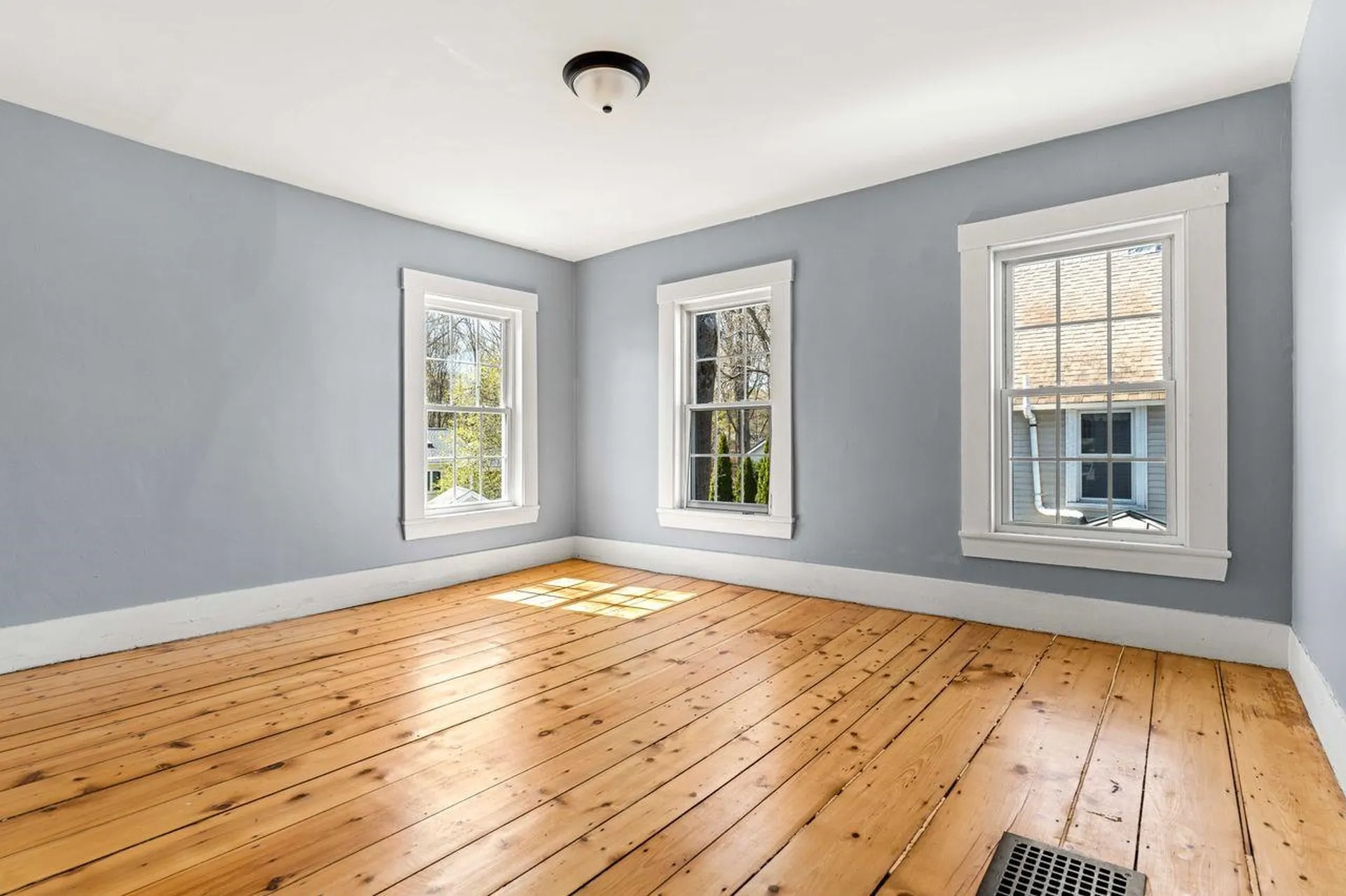 95 Rumford Street Concord NH 03301