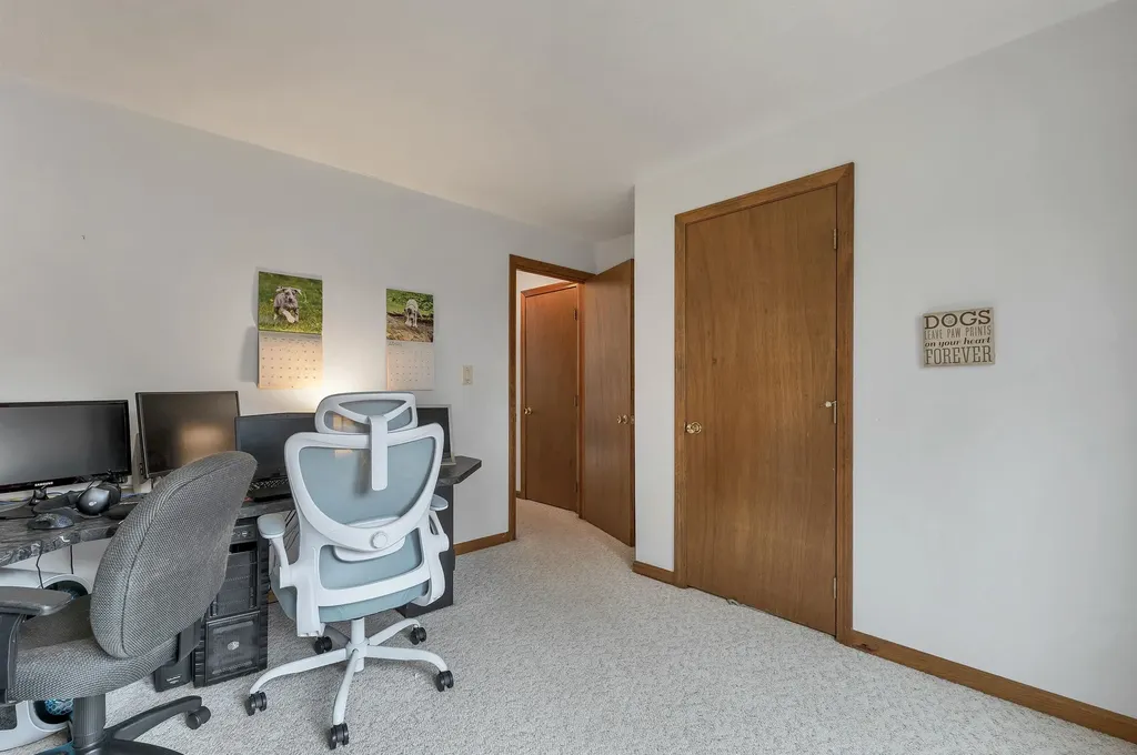 12 Fitzpatrick Circle Nashua NH 03063