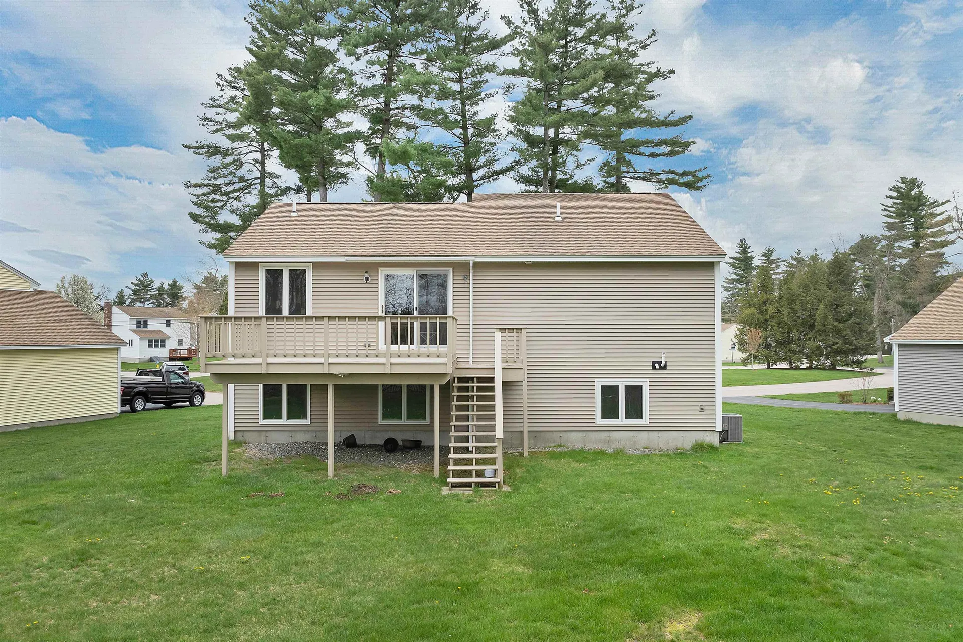 12 Fitzpatrick Circle Nashua NH 03063