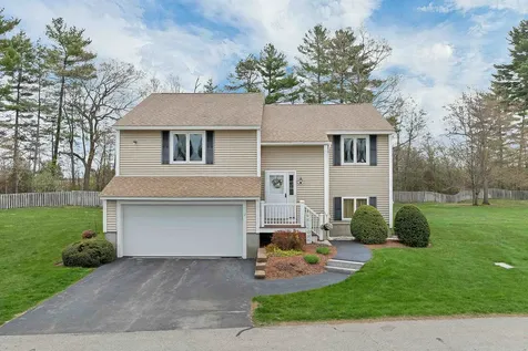 12 Fitzpatrick Circle Nashua NH 03063