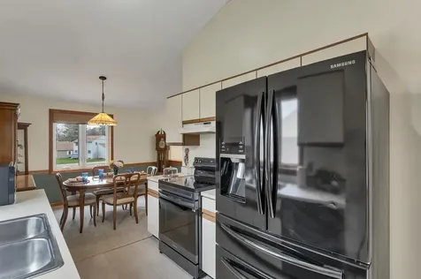 12 Fitzpatrick Circle Nashua NH 03063