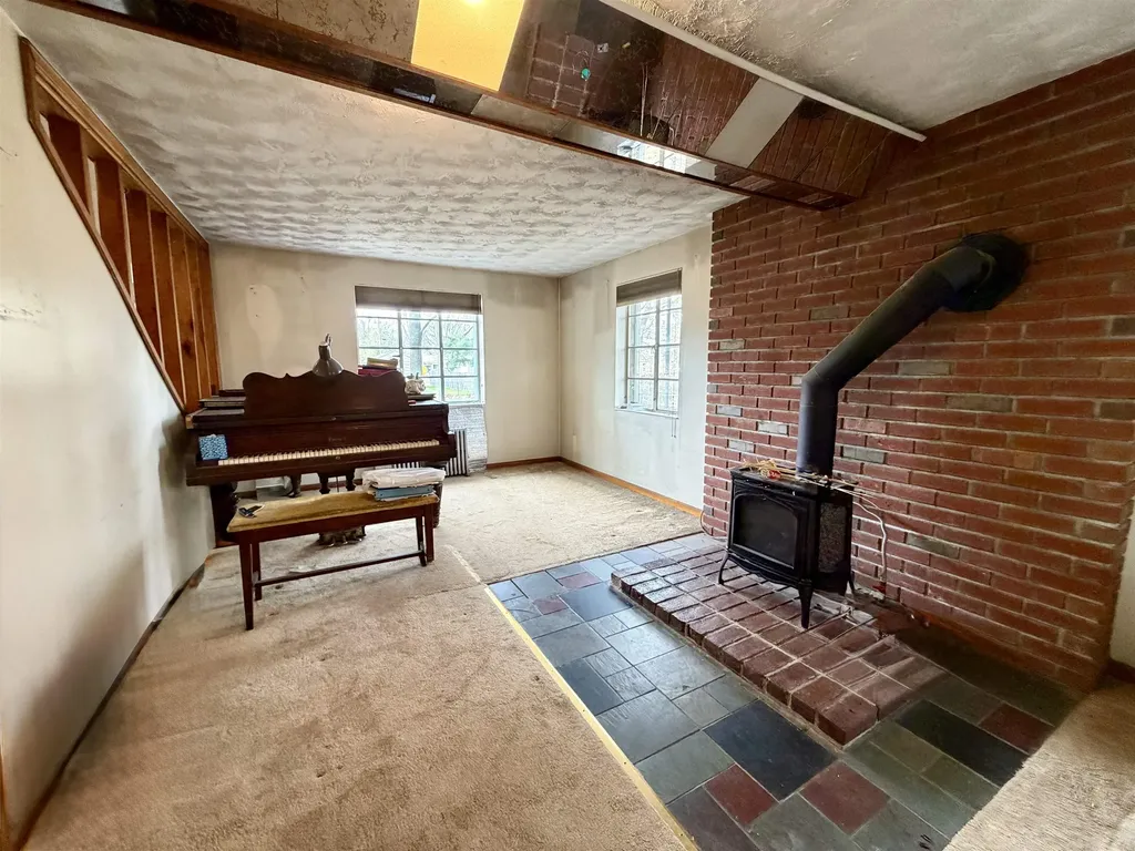 36 Loaldo Drive Burlington VT 05408