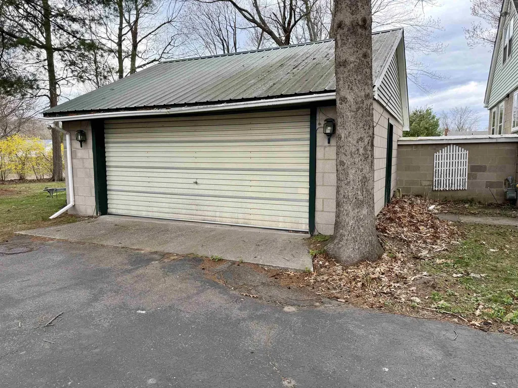 36 Loaldo Drive Burlington VT 05408