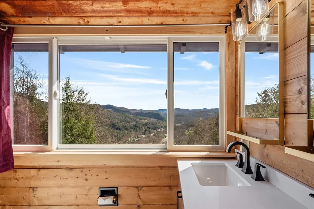 543 Vulture Mountain Road Stockbridge VT 05772