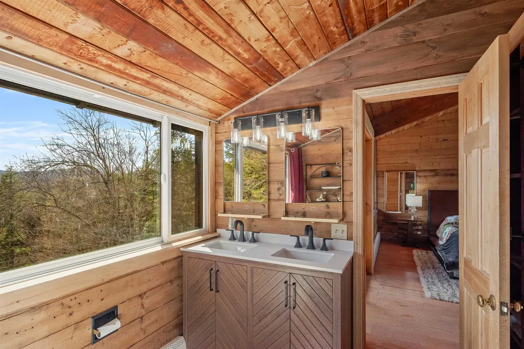543 Vulture Mountain Road Stockbridge VT 05772