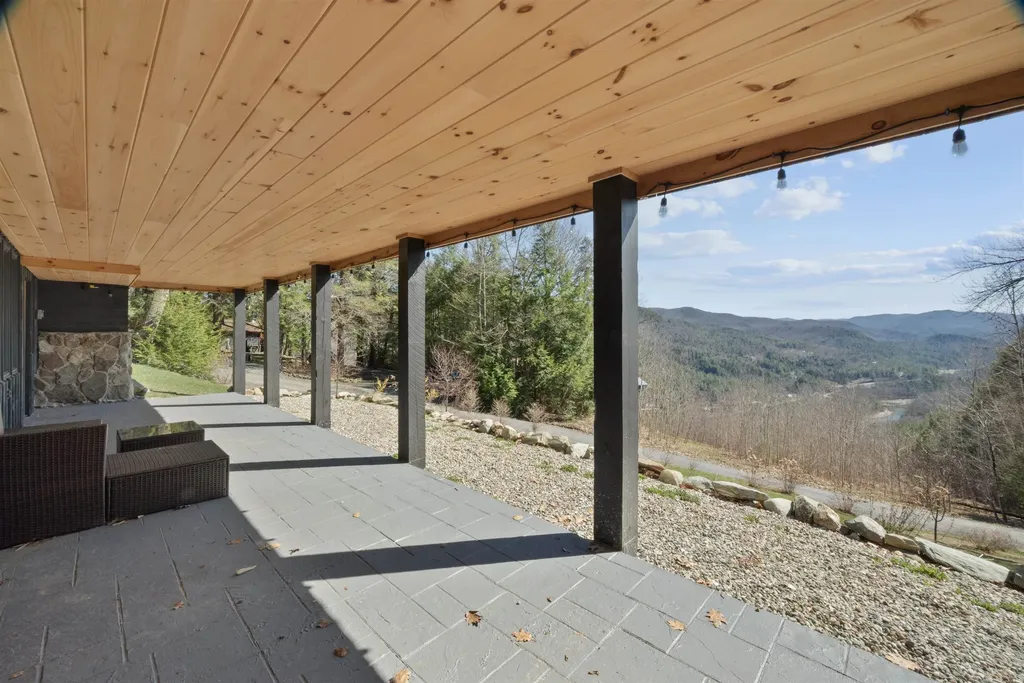 543 Vulture Mountain Road Stockbridge VT 05772