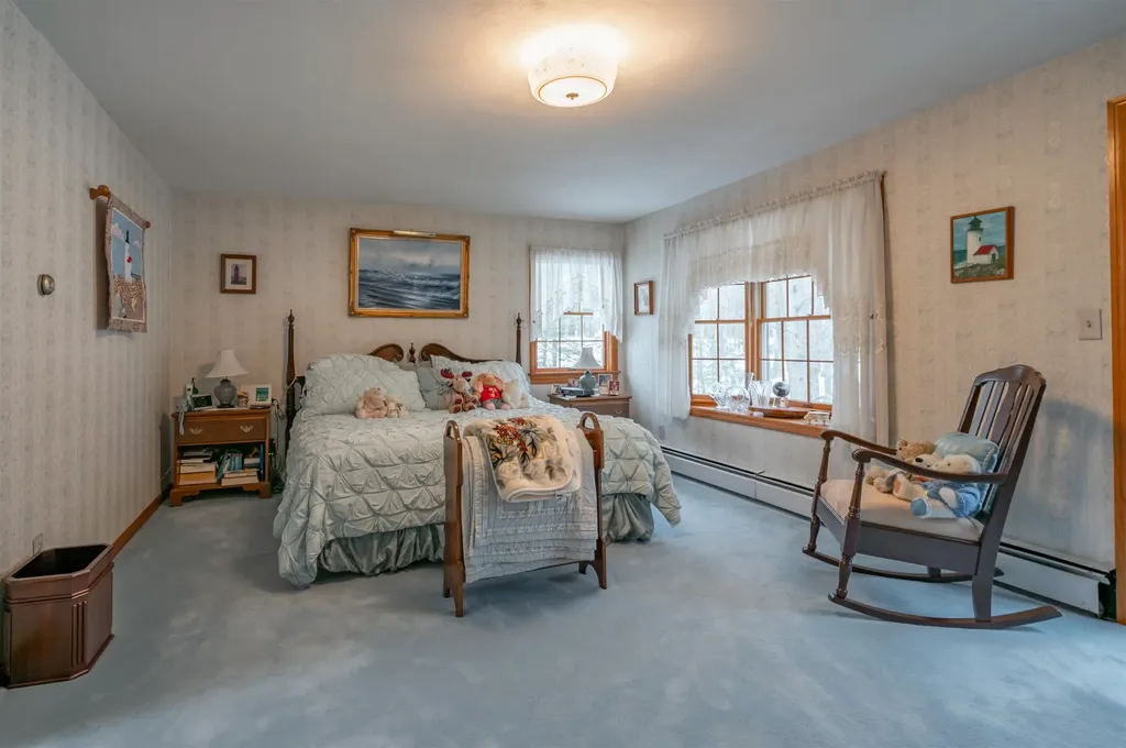 226 Amesbury Road Kensington NH 03833