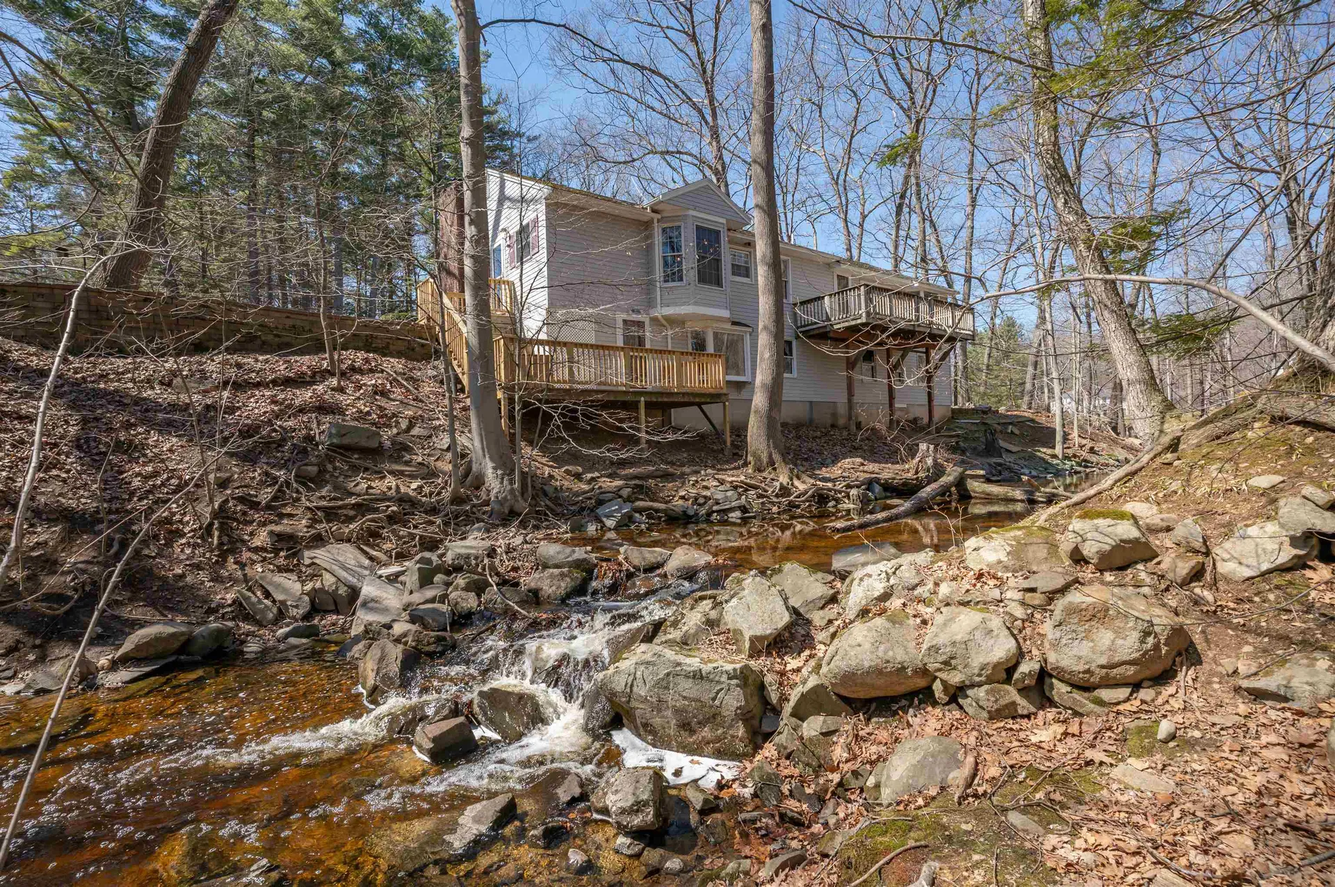 226 Amesbury Road Kensington NH 03833