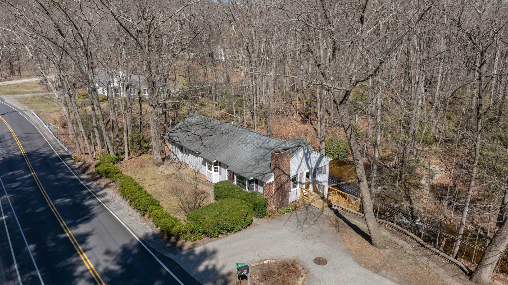 226 Amesbury Road Kensington NH 03833
