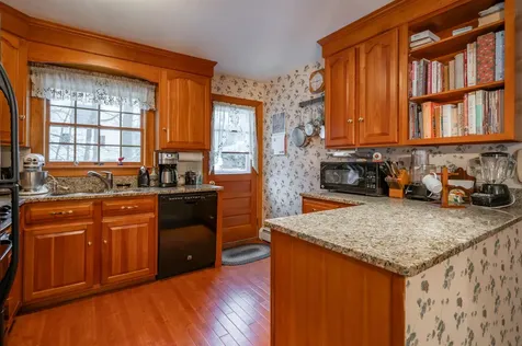 226 Amesbury Road Kensington NH 03833