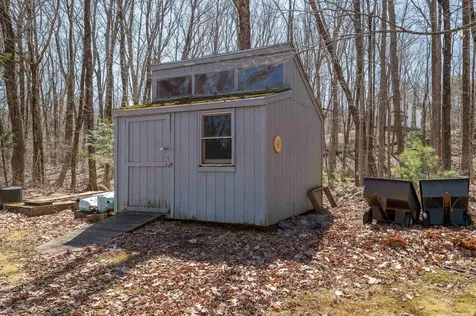 226 Amesbury Road Kensington NH 03833