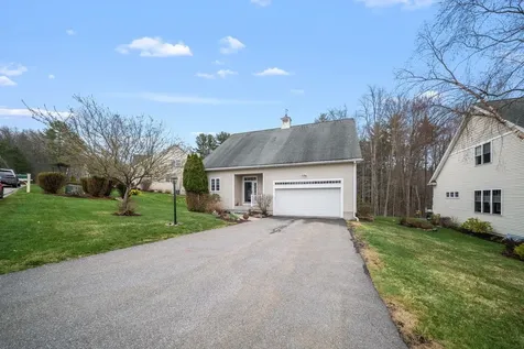 38 Tansy Avenue Stratham NH 03885