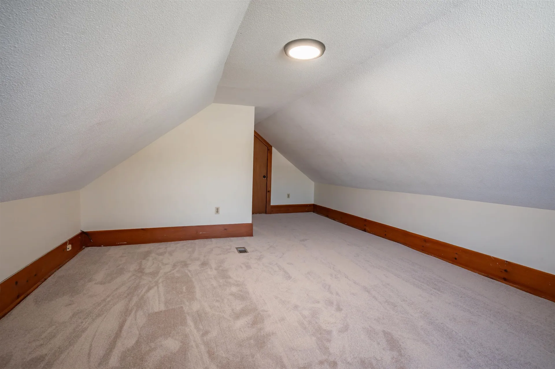 5 Loop Road Merrimack NH 03054