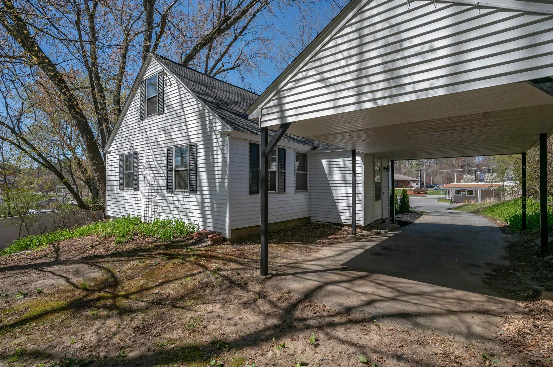 5 Loop Road Merrimack NH 03054