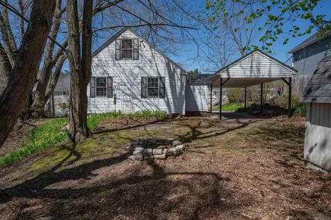 5 Loop Road Merrimack NH 03054