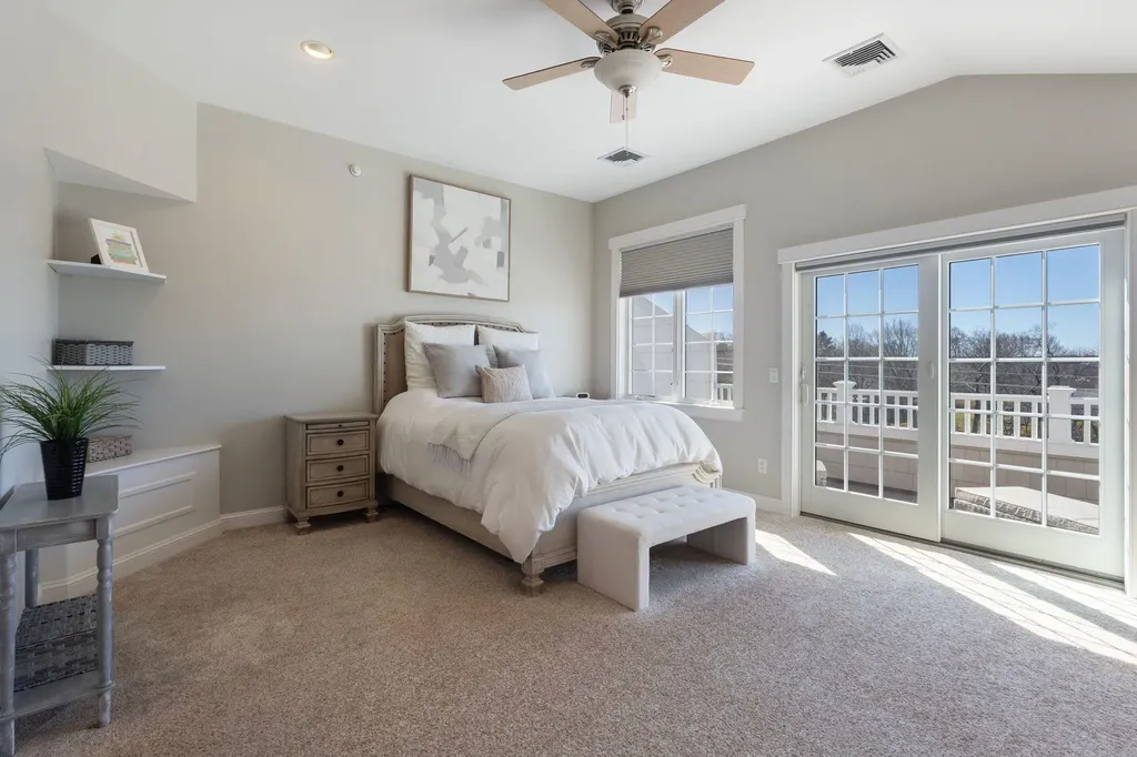 19 Bridge Street Kittery ME 03904