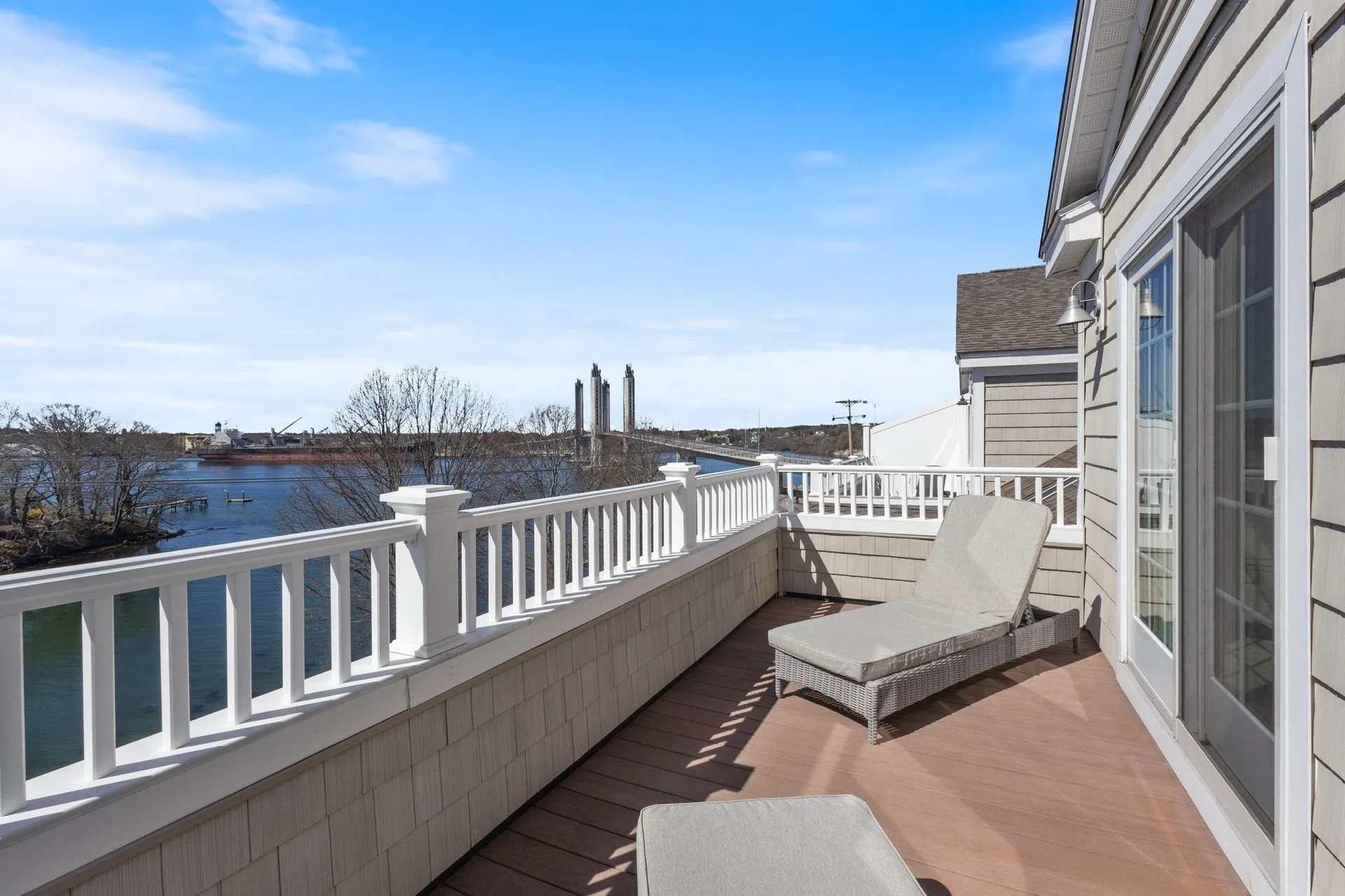 19 Bridge Street Kittery ME 03904