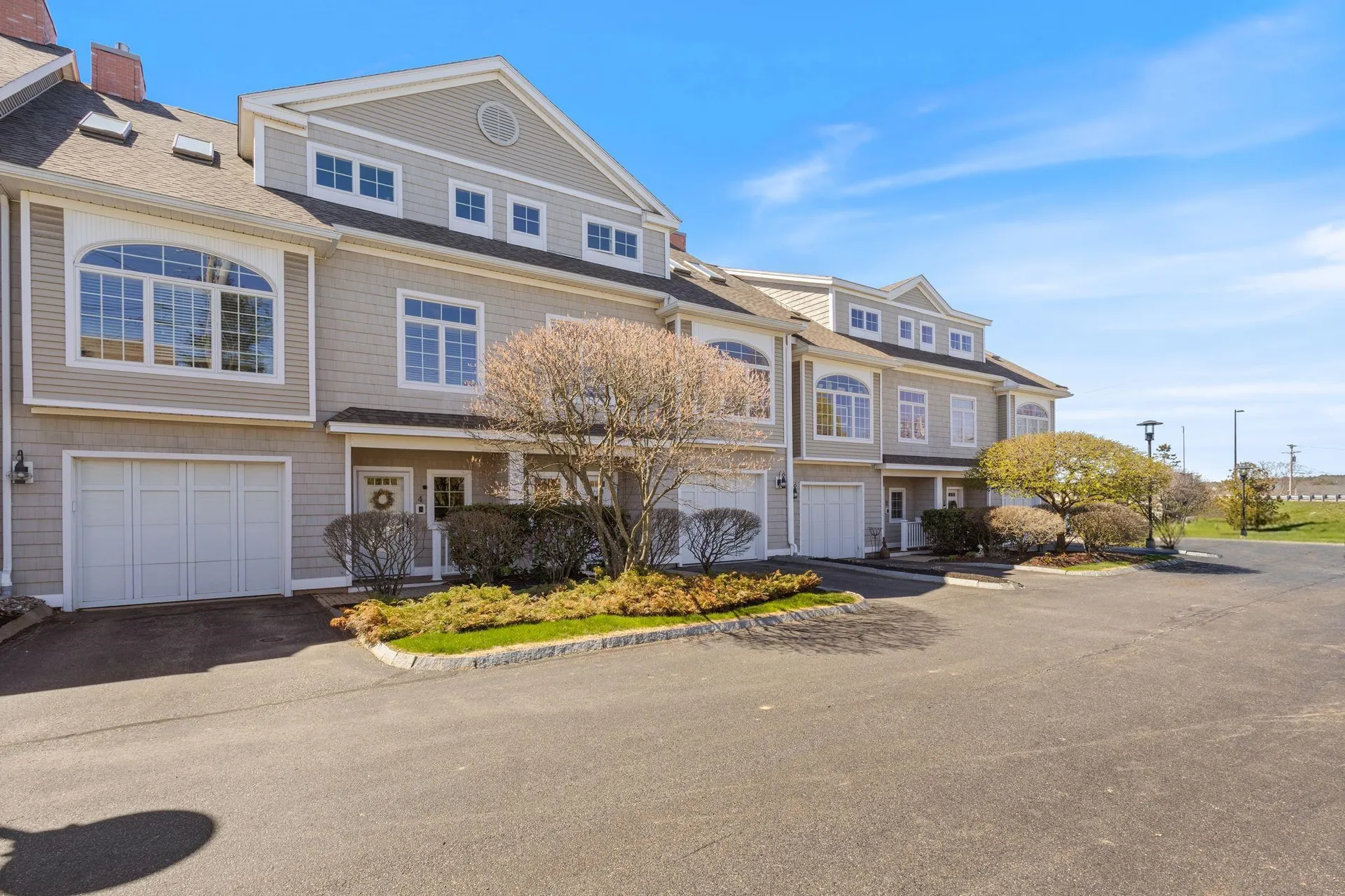 19 Bridge Street Kittery ME 03904