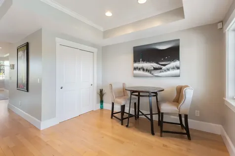 19 Bridge Street Kittery ME 03904