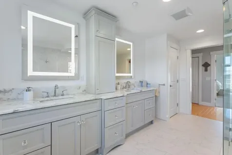 19 Bridge Street Kittery ME 03904