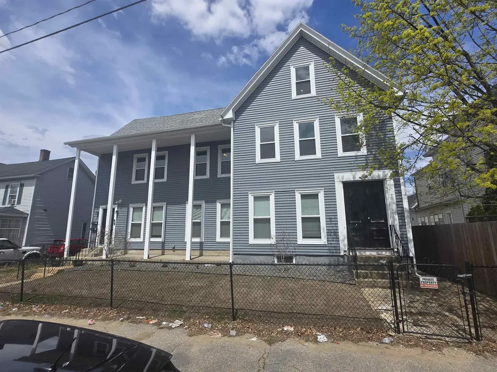 286 Lake Avenue Manchester NH 03103