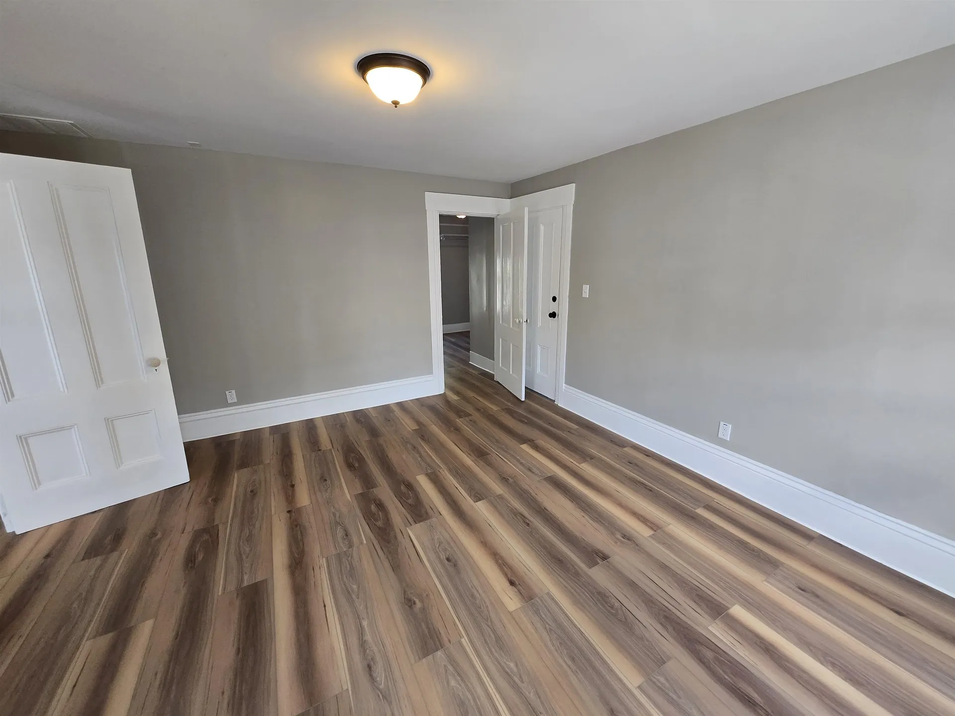 286 Lake Avenue Manchester NH 03103