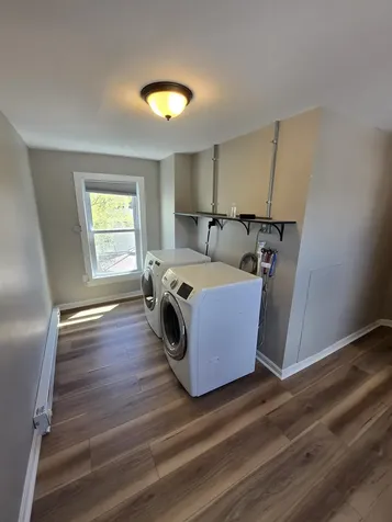 286 Lake Avenue Manchester NH 03103