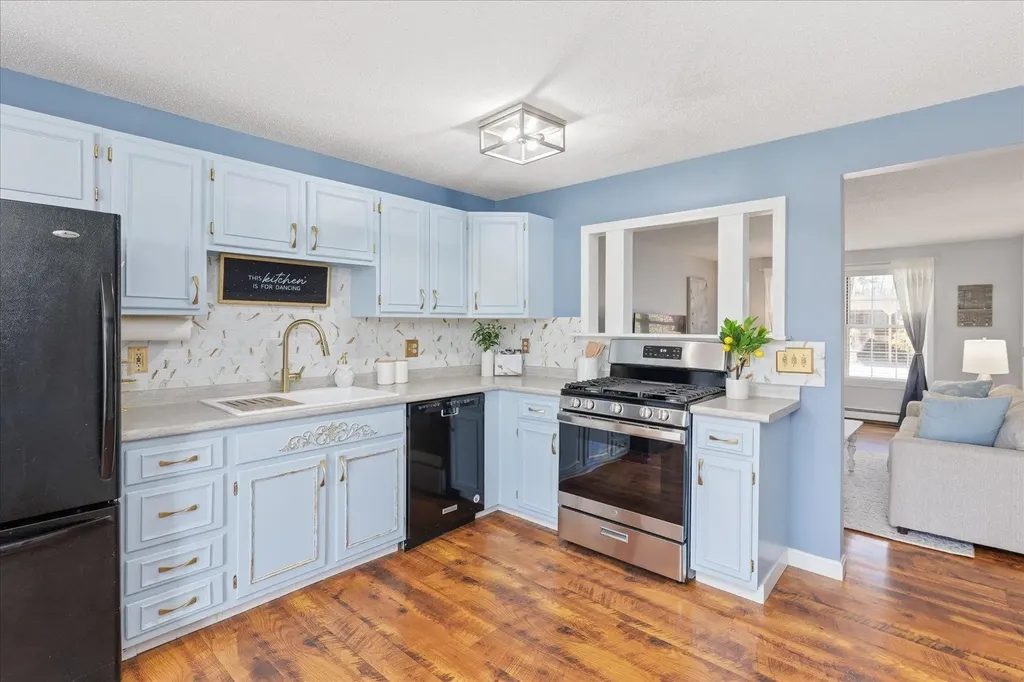 107 Southfield Lane Peterborough NH 03458