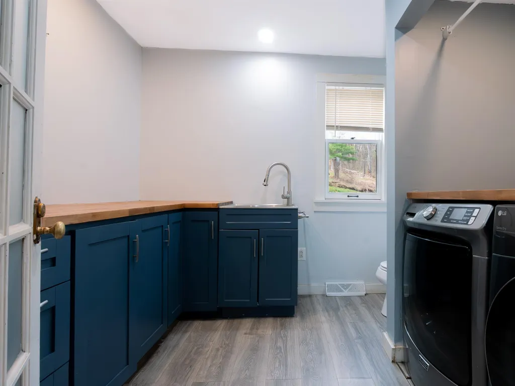 231 Chesterfield Road Hinsdale NH 03451