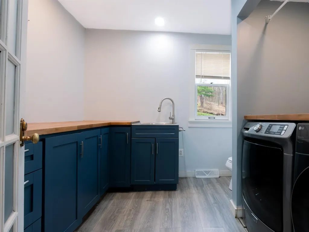 231 Chesterfield Road Hinsdale NH 03451