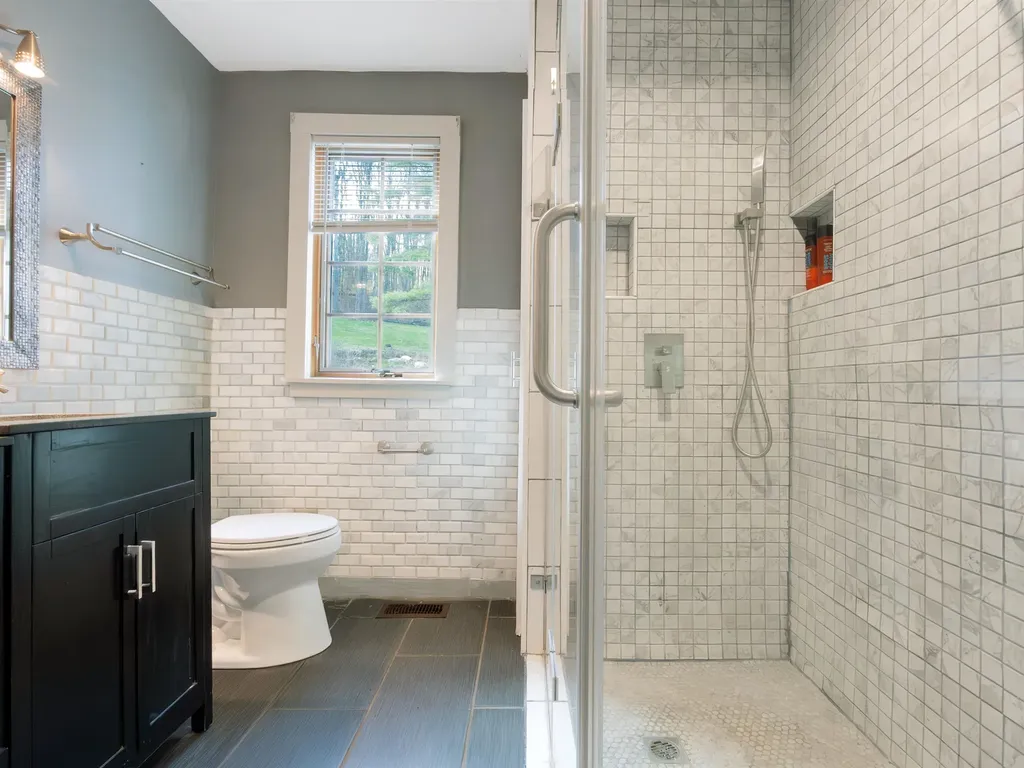 231 Chesterfield Road Hinsdale NH 03451