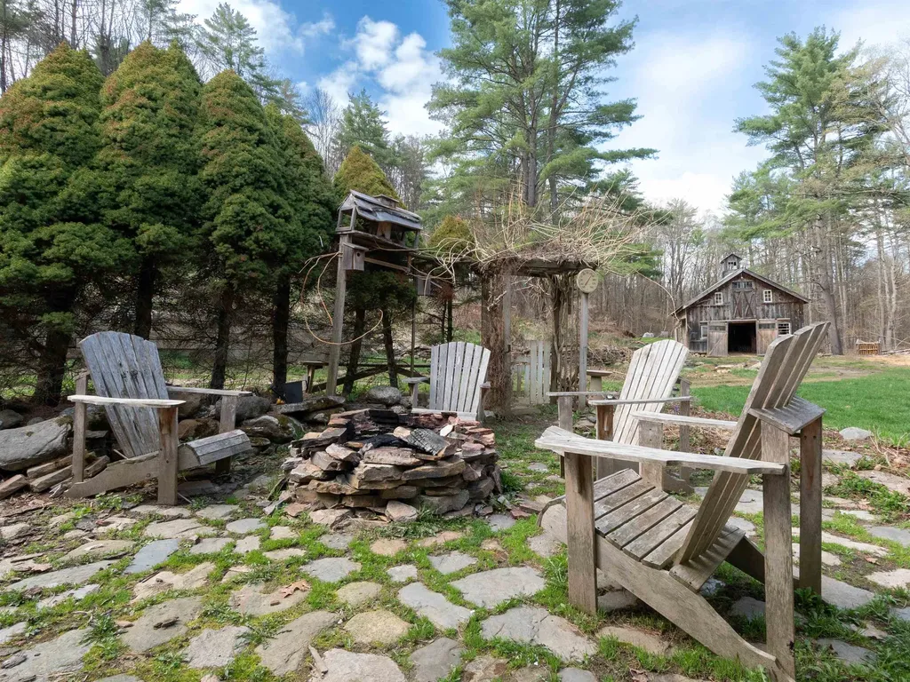 231 Chesterfield Road Hinsdale NH 03451
