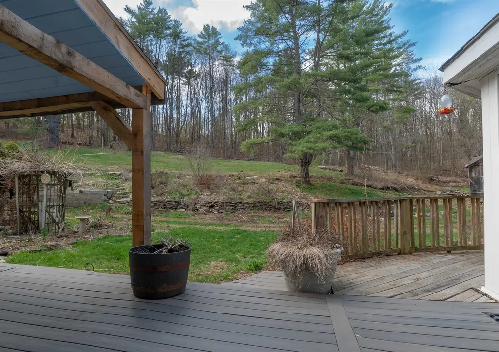 231 Chesterfield Road Hinsdale NH 03451