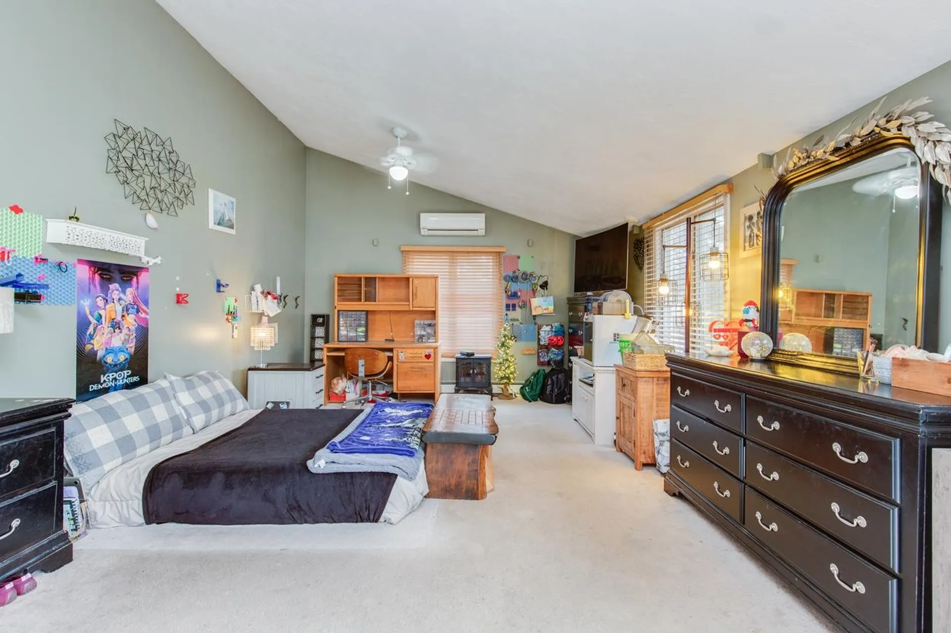 131 Bush Hill Road Pelham NH 03076