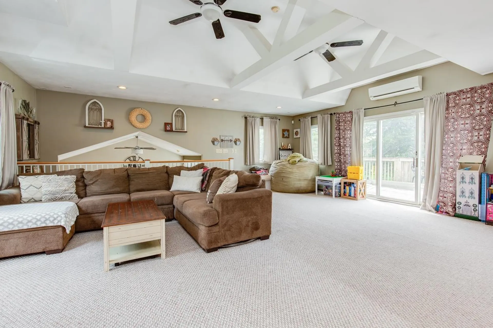 131 Bush Hill Road Pelham NH 03076
