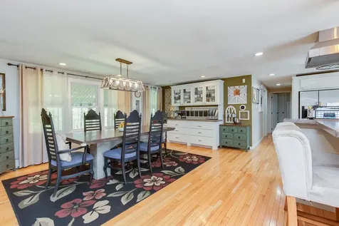 131 Bush Hill Road Pelham NH 03076