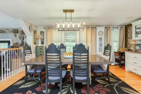 131 Bush Hill Road Pelham NH 03076