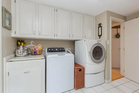 131 Bush Hill Road Pelham NH 03076