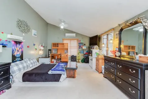 131 Bush Hill Road Pelham NH 03076