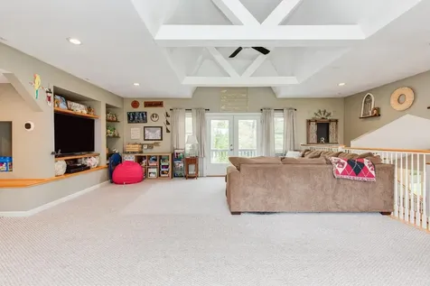 131 Bush Hill Road Pelham NH 03076