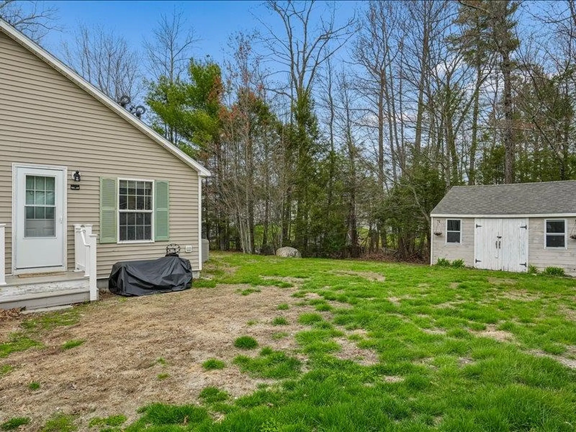13 Sparrow Drive Barrington NH 03825