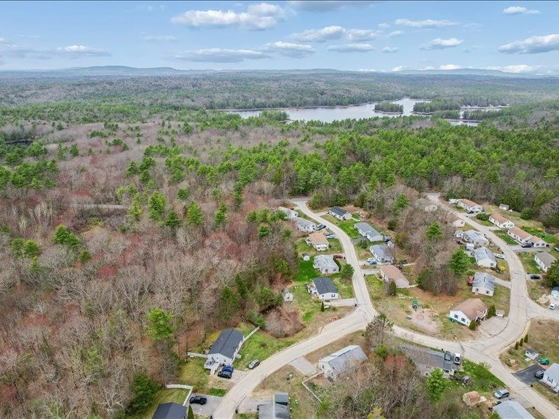 13 Sparrow Drive Barrington NH 03825