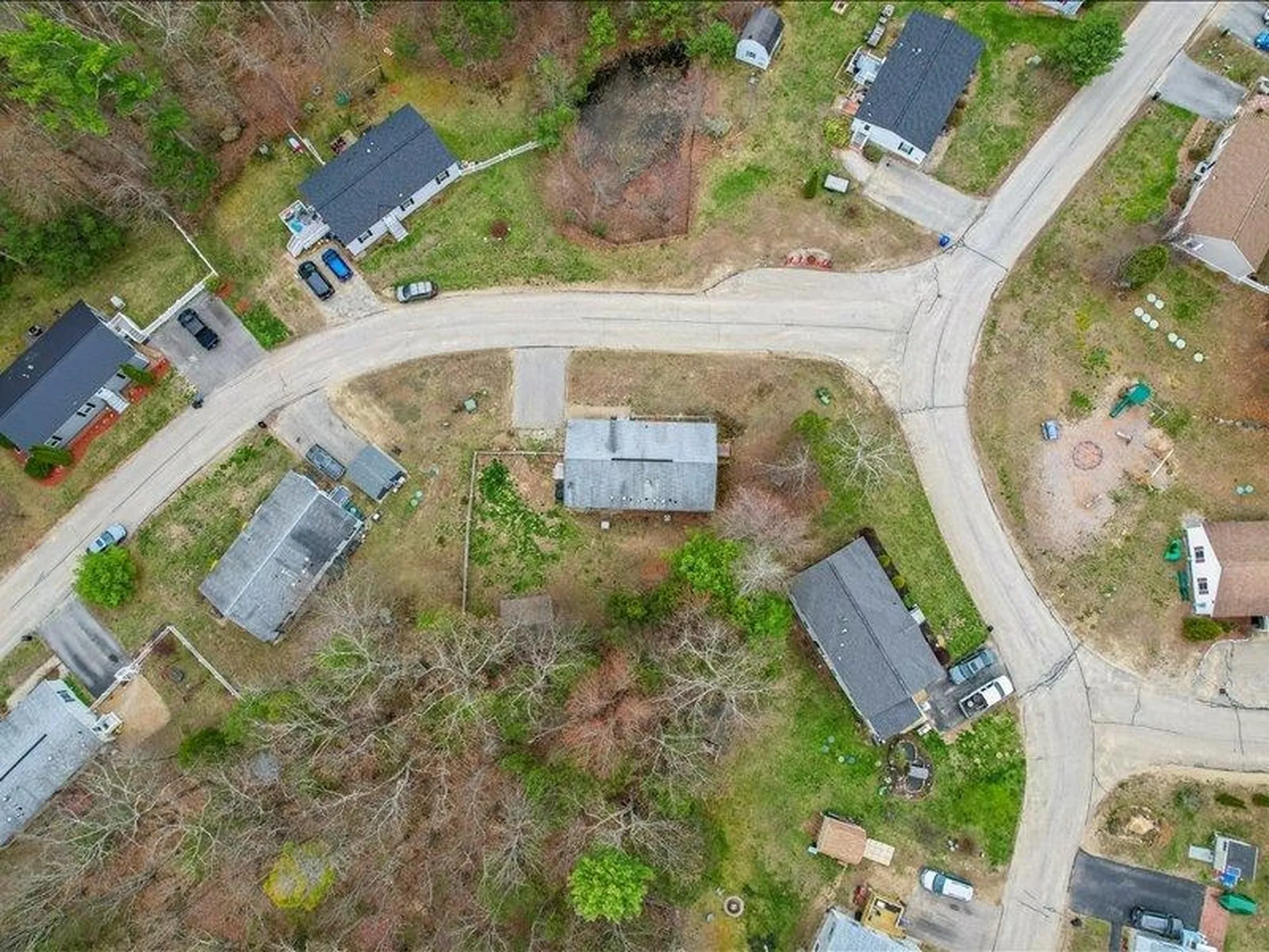 13 Sparrow Drive Barrington NH 03825