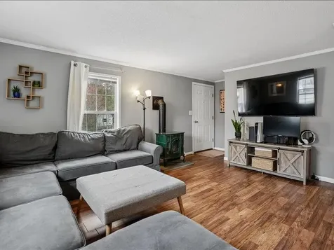 13 Sparrow Drive Barrington NH 03825