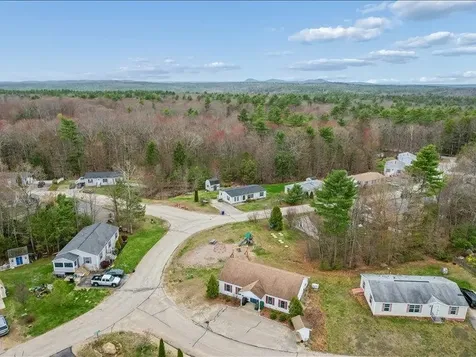 13 Sparrow Drive Barrington NH 03825