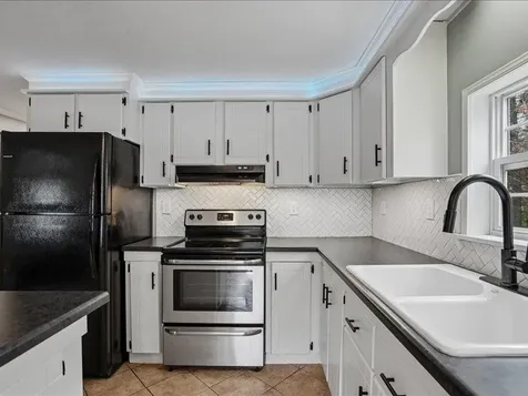 13 Sparrow Drive Barrington NH 03825